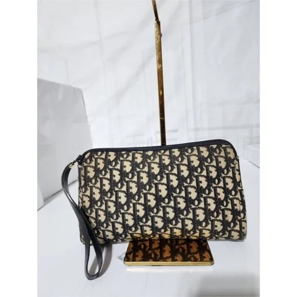 Authentic CHRISTIAN DIOR Vintage Monogram Wristlet Clutch Navy Blue/Beige - Picture 4 of 14